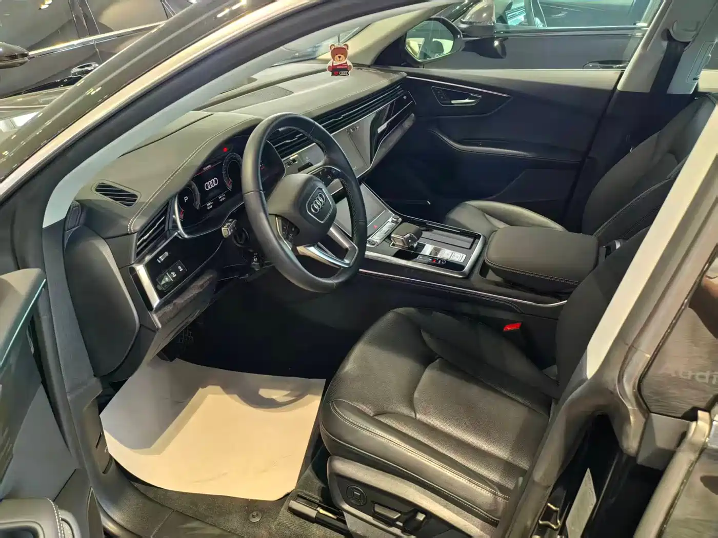2025 Audi Q8