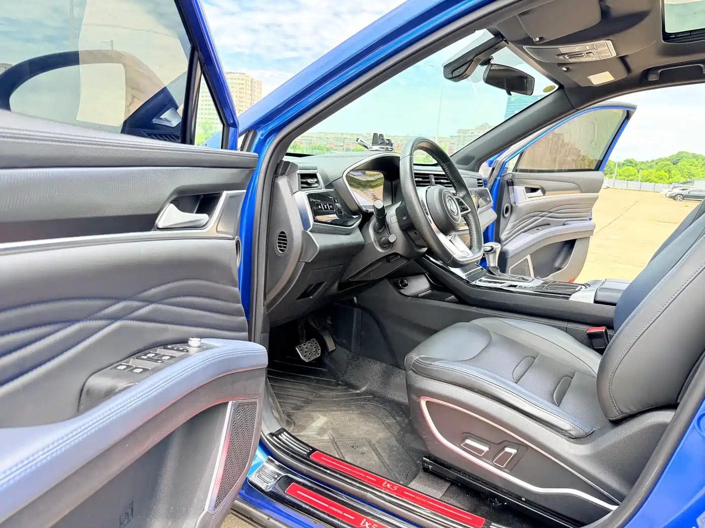 Dongfeng Fengguang Fengguang ix5 2020 2019 280TGDI CVT Smart Edition China V