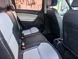 Фото 7 - Škoda Yeti