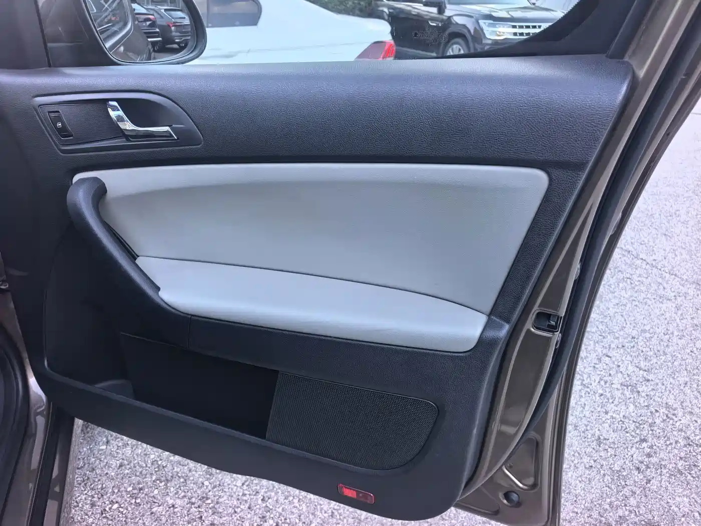 Škoda Yeti 2016 2016 1.4TSI DSG Pioneer Edition