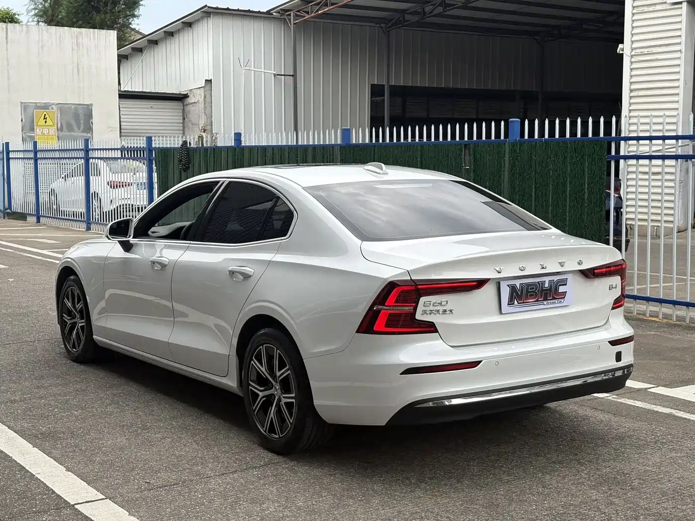 Volvo S60 2025 B4 Smart Luxury Edition фото 9