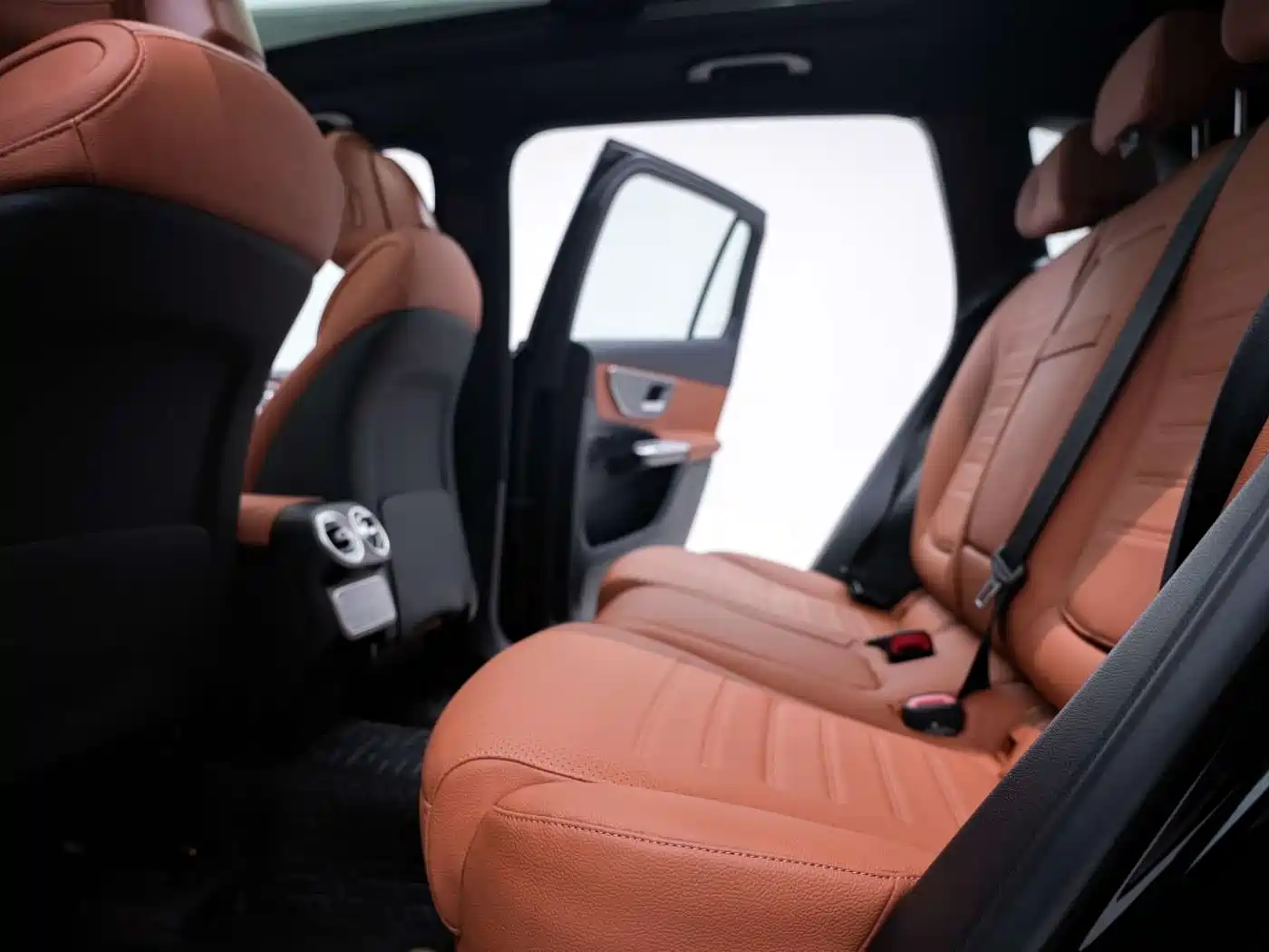 Mercedes-Benz GLC 2025 Model Year GLC 260 L 4MATIC Luxury фото 23