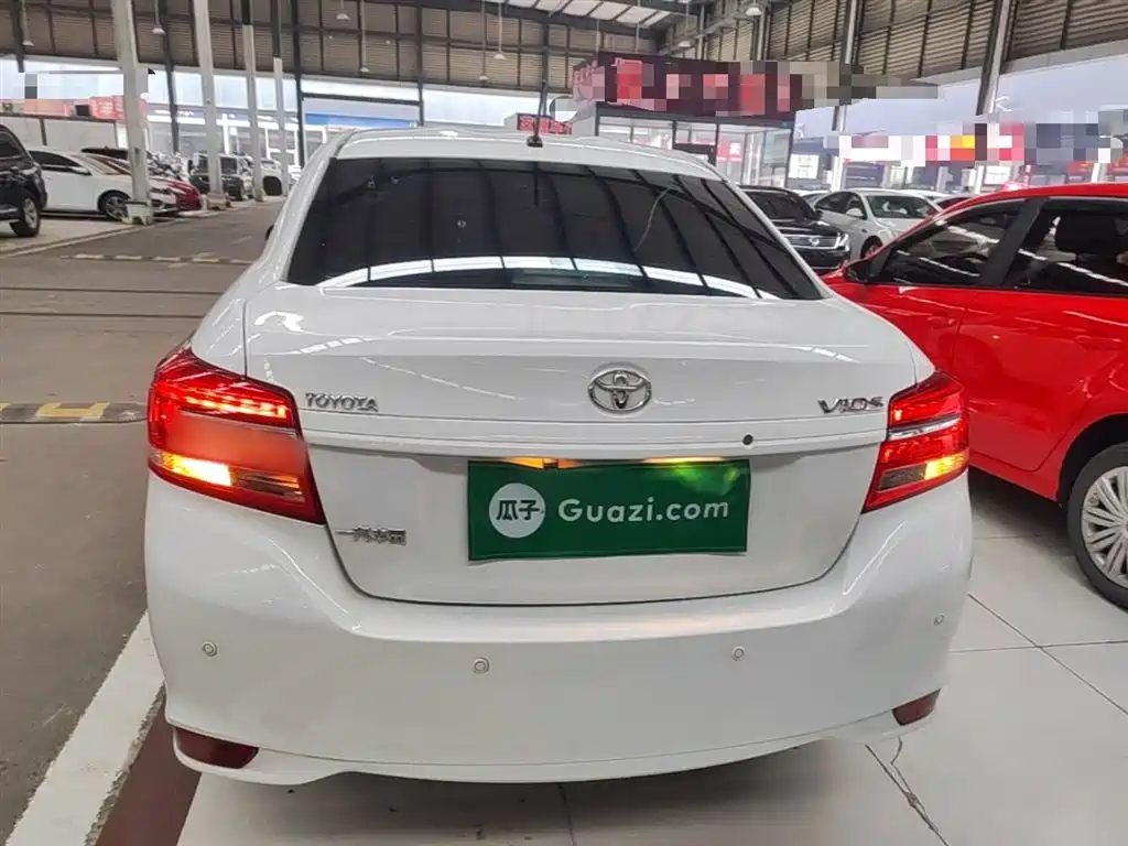 Toyota Vios 2017 1.5L CVT Pioneer фото 6