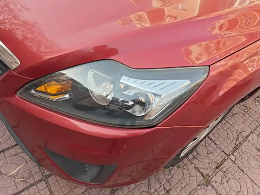 Фото 5 - Ford Focus