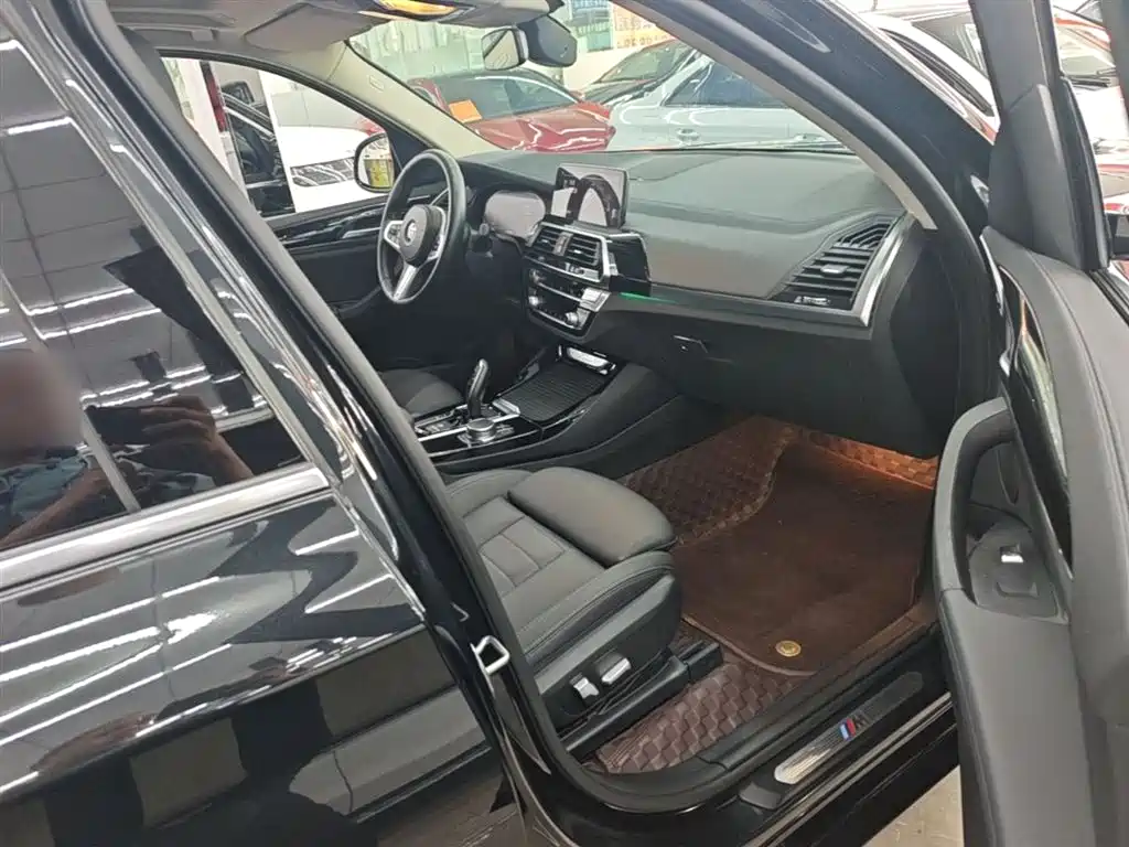 BMW X3 2021 Facelift xDrive25i Luxury Package фото 24