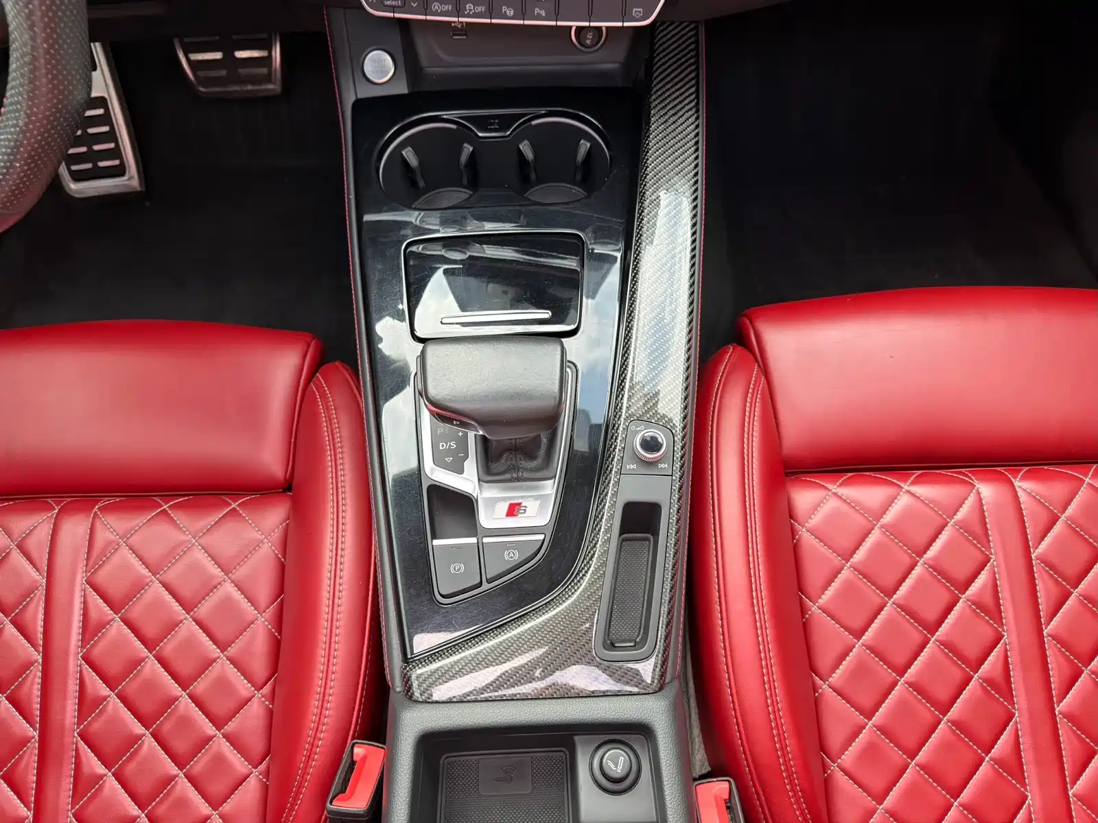 Фото 8 - Audi A5 (Import)