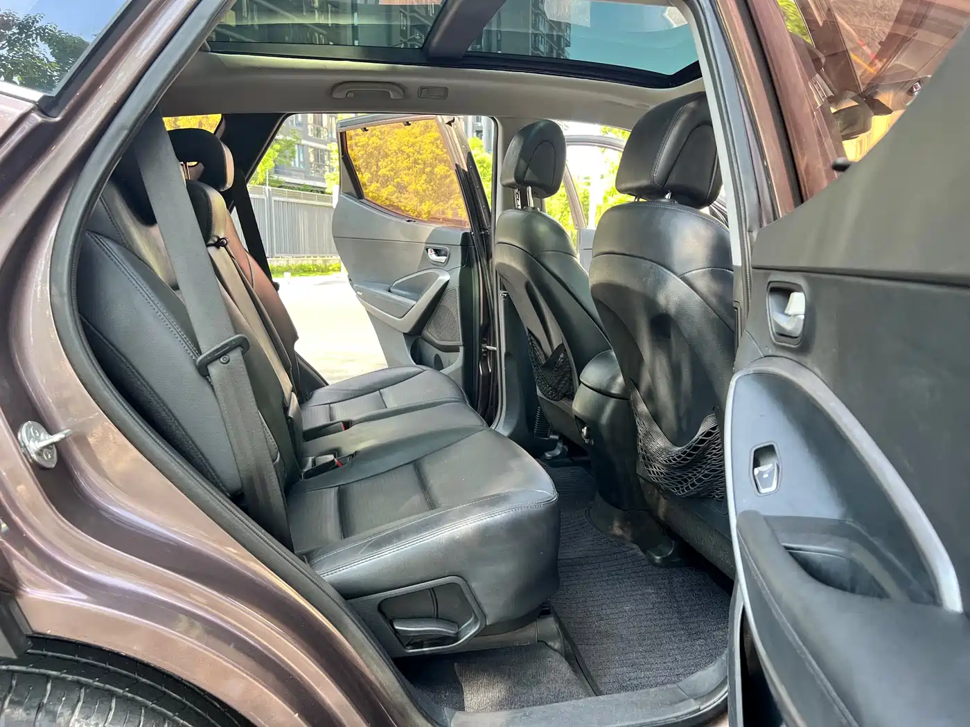 Hyundai Santa Fe 2015 2.4L Automatic 2WD Smart 5-seater фото 13