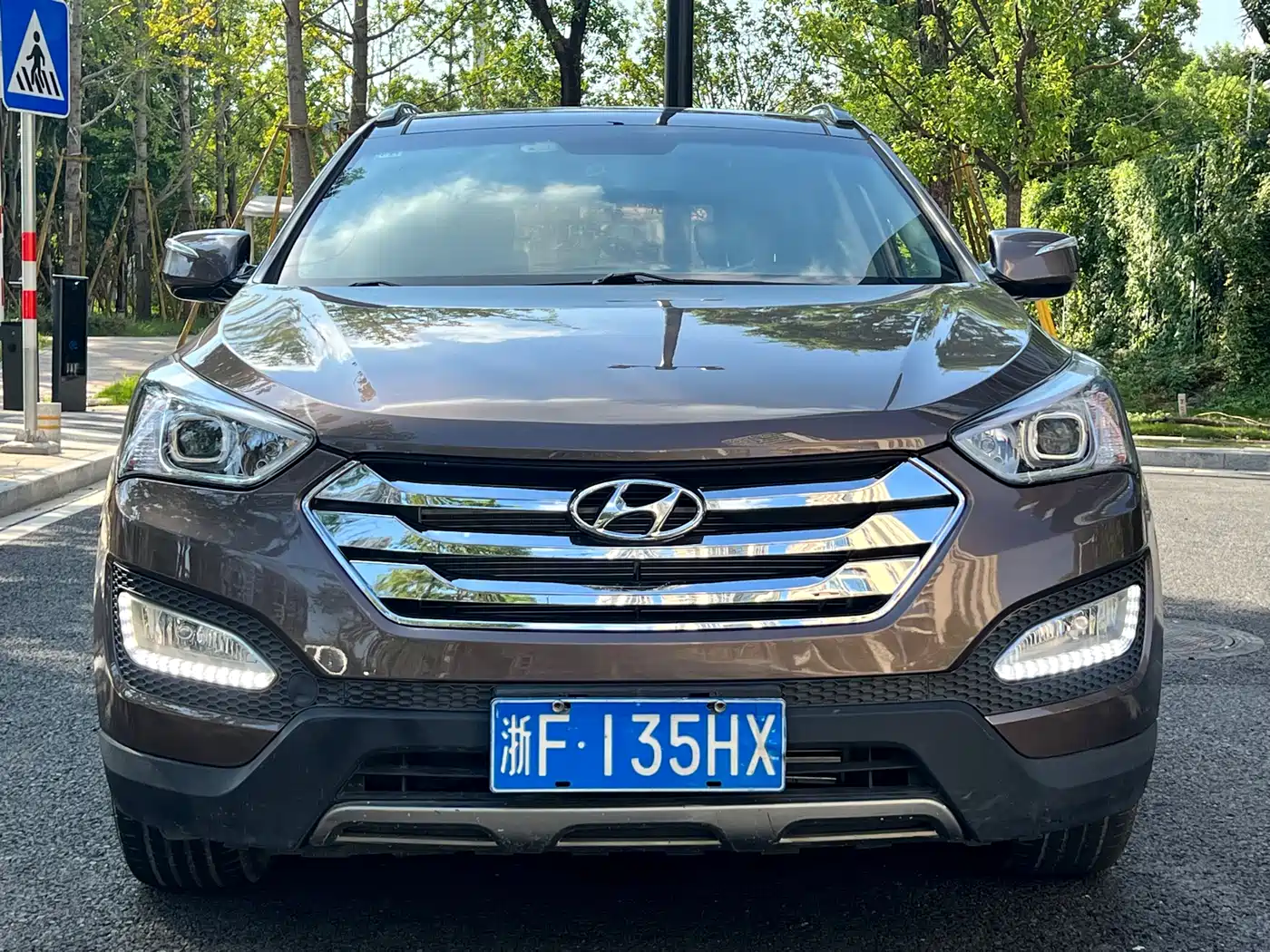 Hyundai Santa Fe 2015 2.4L Automatic 2WD Smart 5-seater фото 2