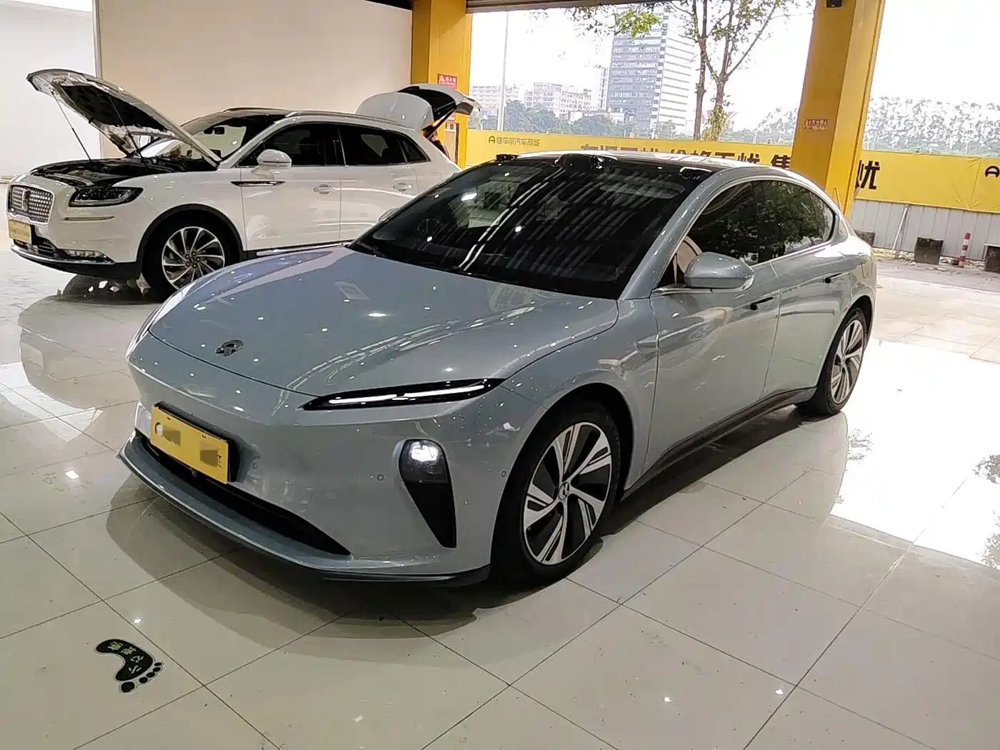 NIO ET5 2022 — пригон из Китая
