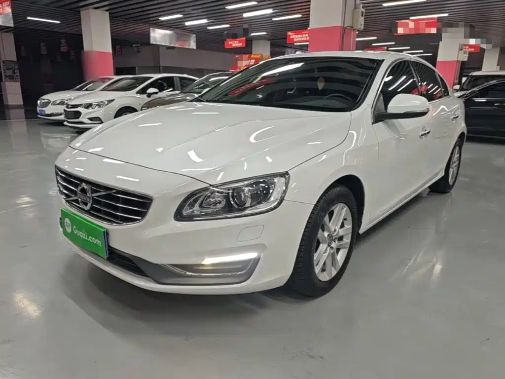 Volvo S60 2017 — пригон из Китая