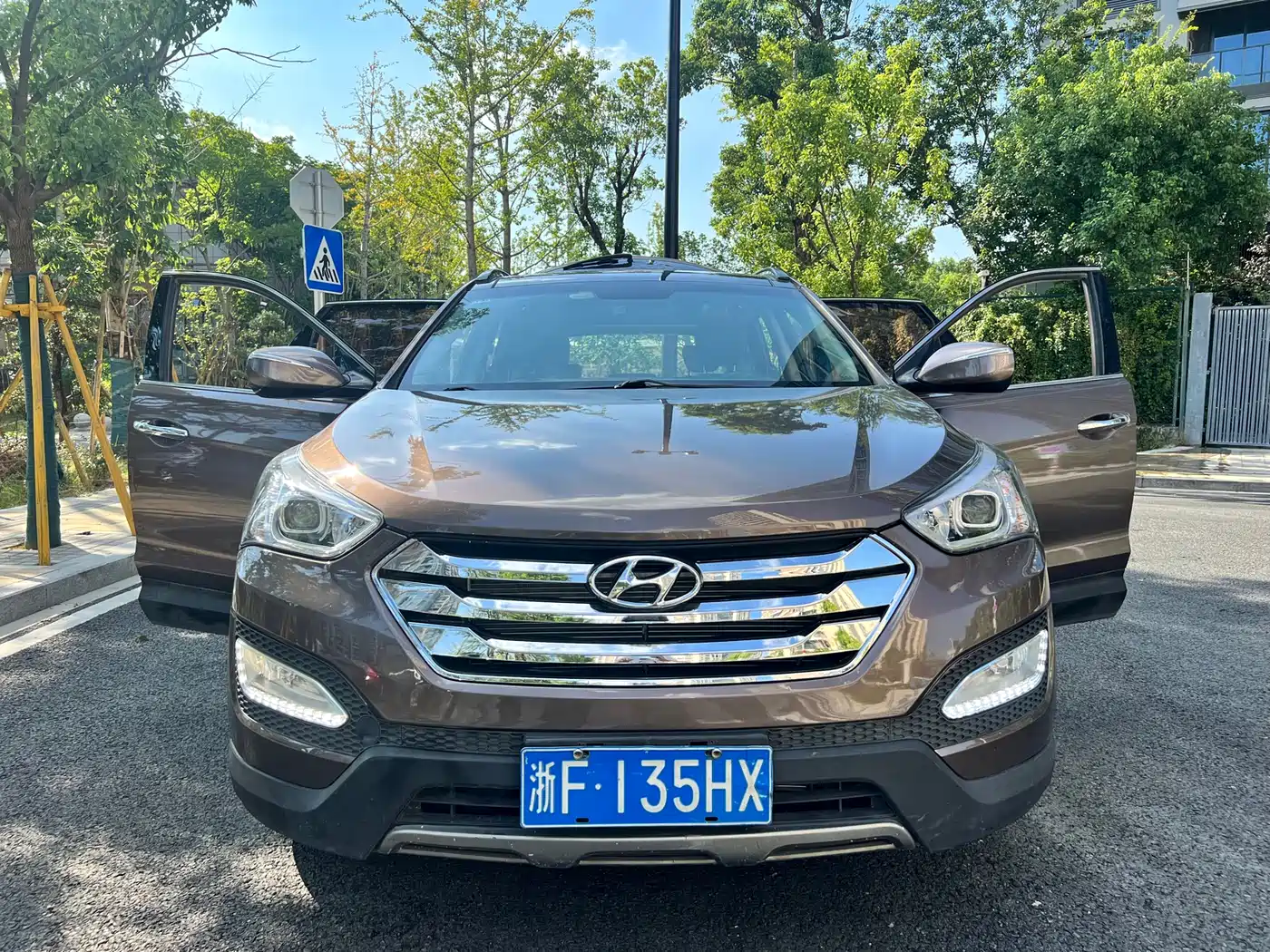 Hyundai Santa Fe 2015 2.4L Automatic 2WD Smart 5-seater фото 18