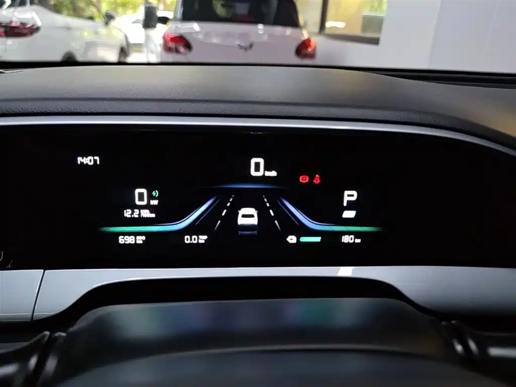 Geely Galaxy Starry Wish 2026 Edition 310km Youth Version фото 12