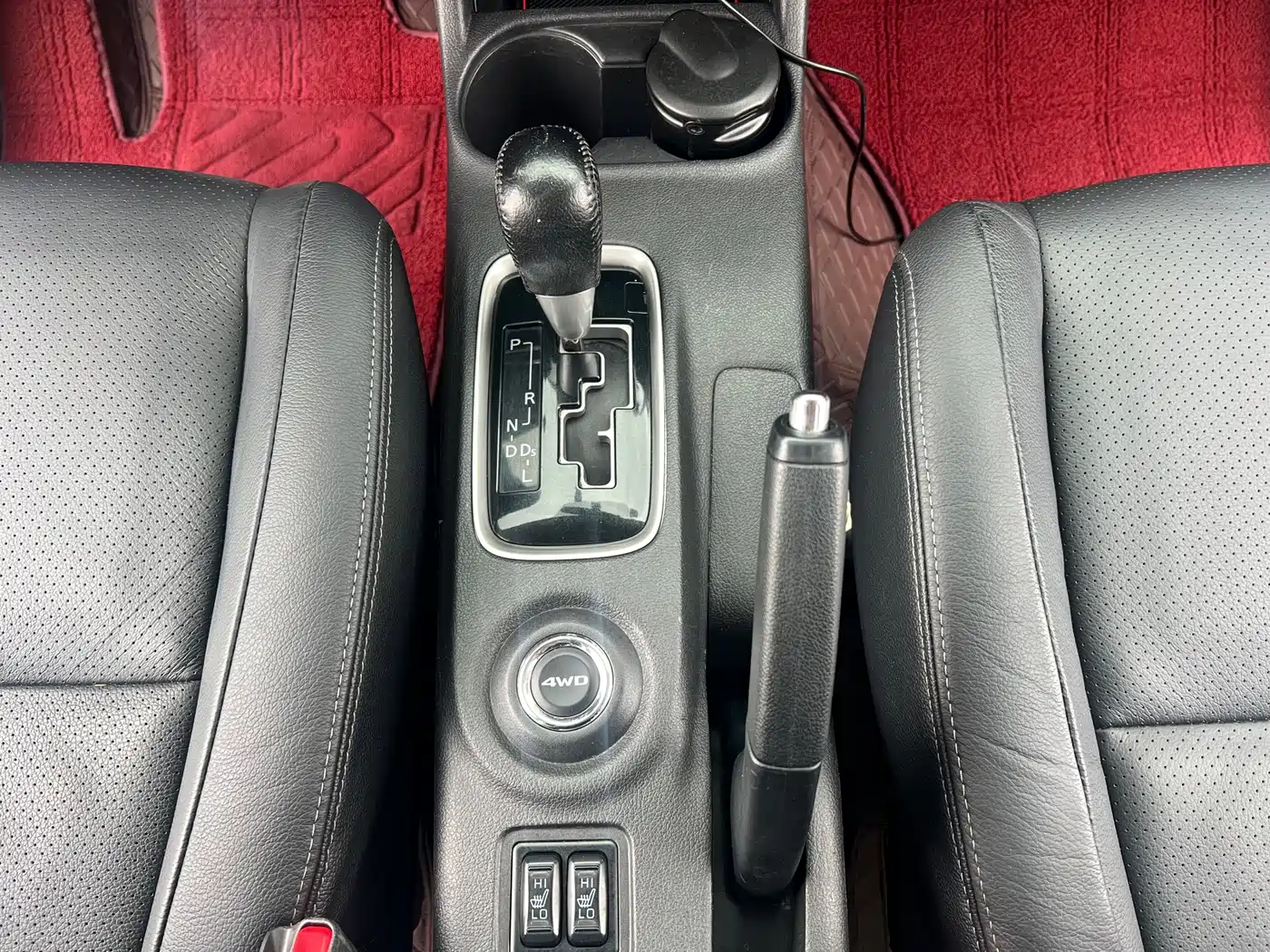 Mitsubishi Outlander (Import) 2014 2.4L 4WD Luxury Value Edition 5-seater фото 7