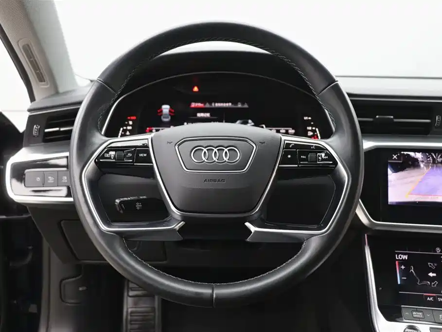 Audi A7L 2024 45TFSI S-line Dream Edition Crystal Package фото 16
