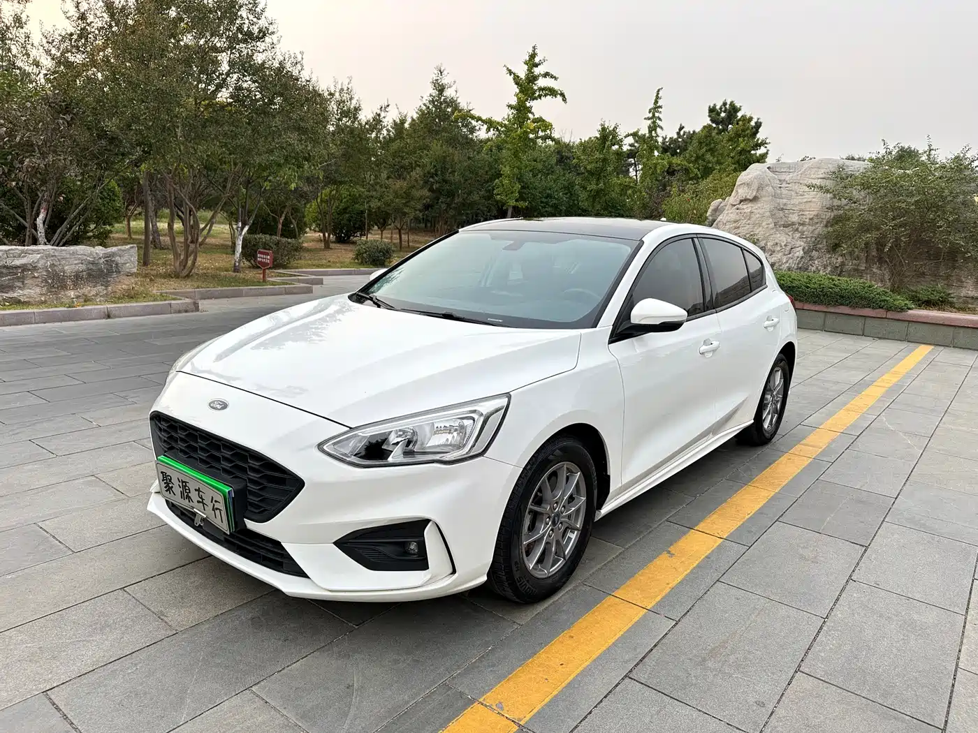 Ford Focus 2020 2020 Hatchback EcoBoost 180 Auto Trend Edition