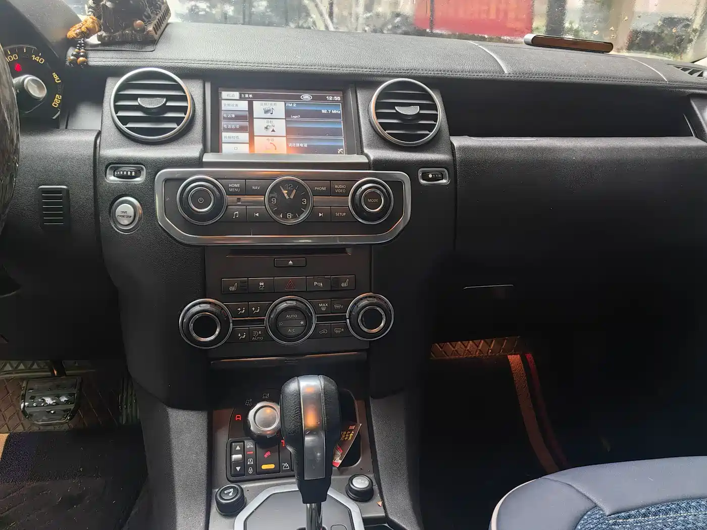 Land Rover Discovery 2012 5.0 V8 SE фото 7