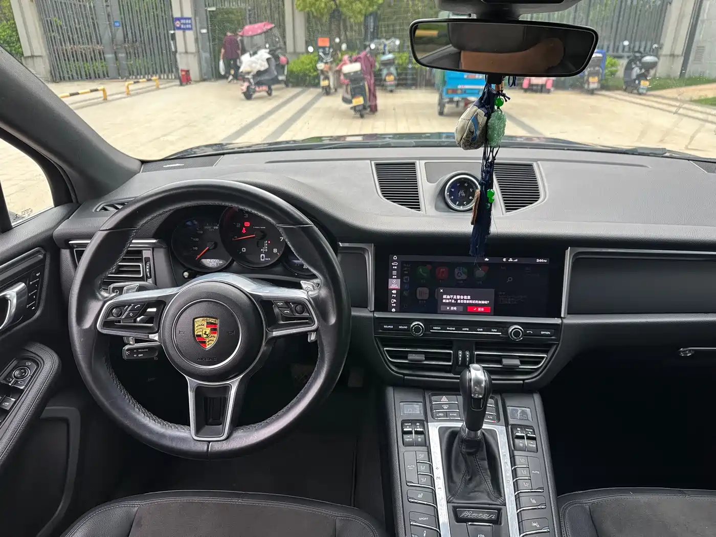 Porsche Macan 2018 Macan 2.0T фото 8