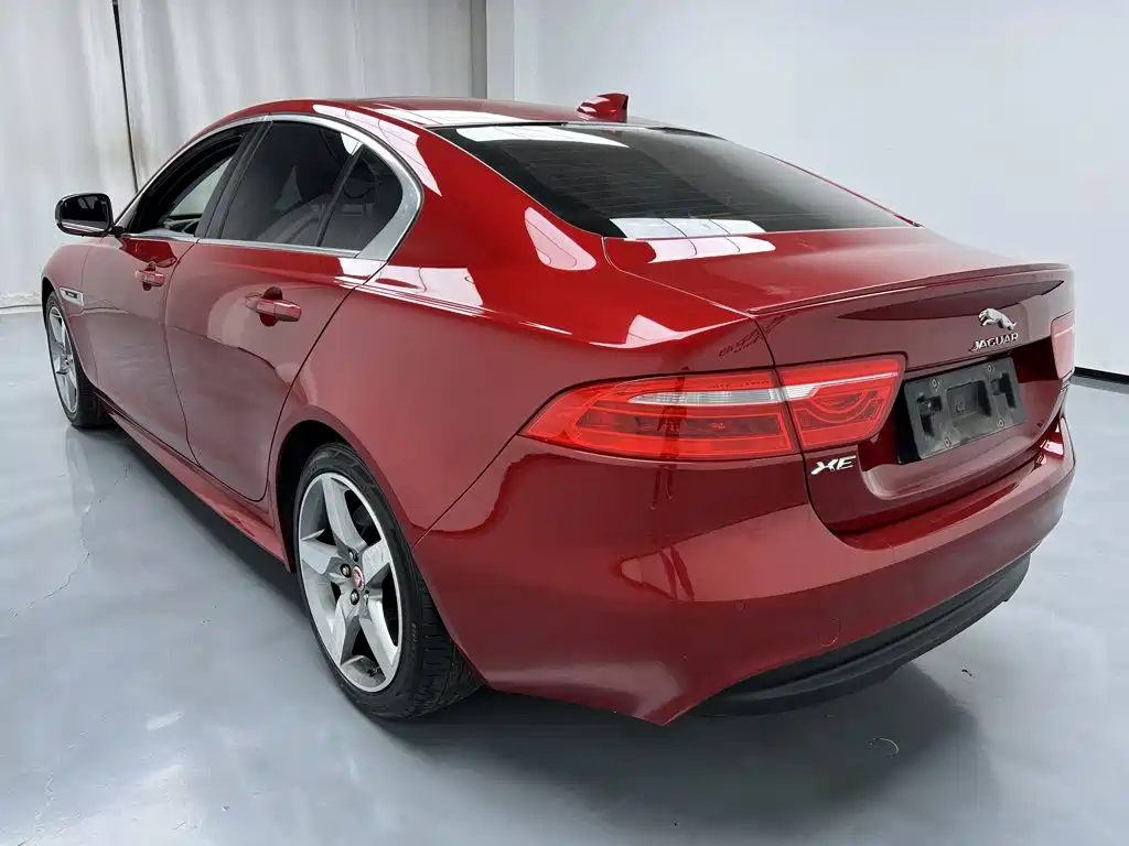 Jaguar XE 2017 2017 2.0T 200PS R-Sport