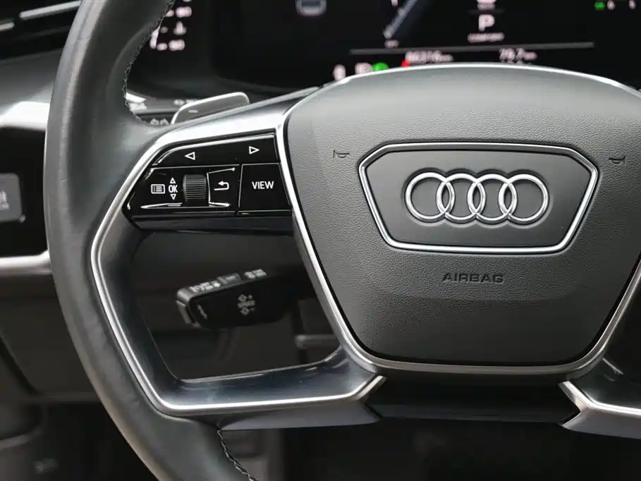 Audi A7L 2024 45TFSI S-line Dream Edition Crystal Package фото 16