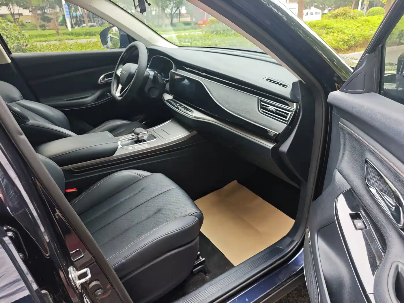Changan Oshan X7 2020 2020 1.5T Facial Recognition Full Auto Parking Space Leisure Edition