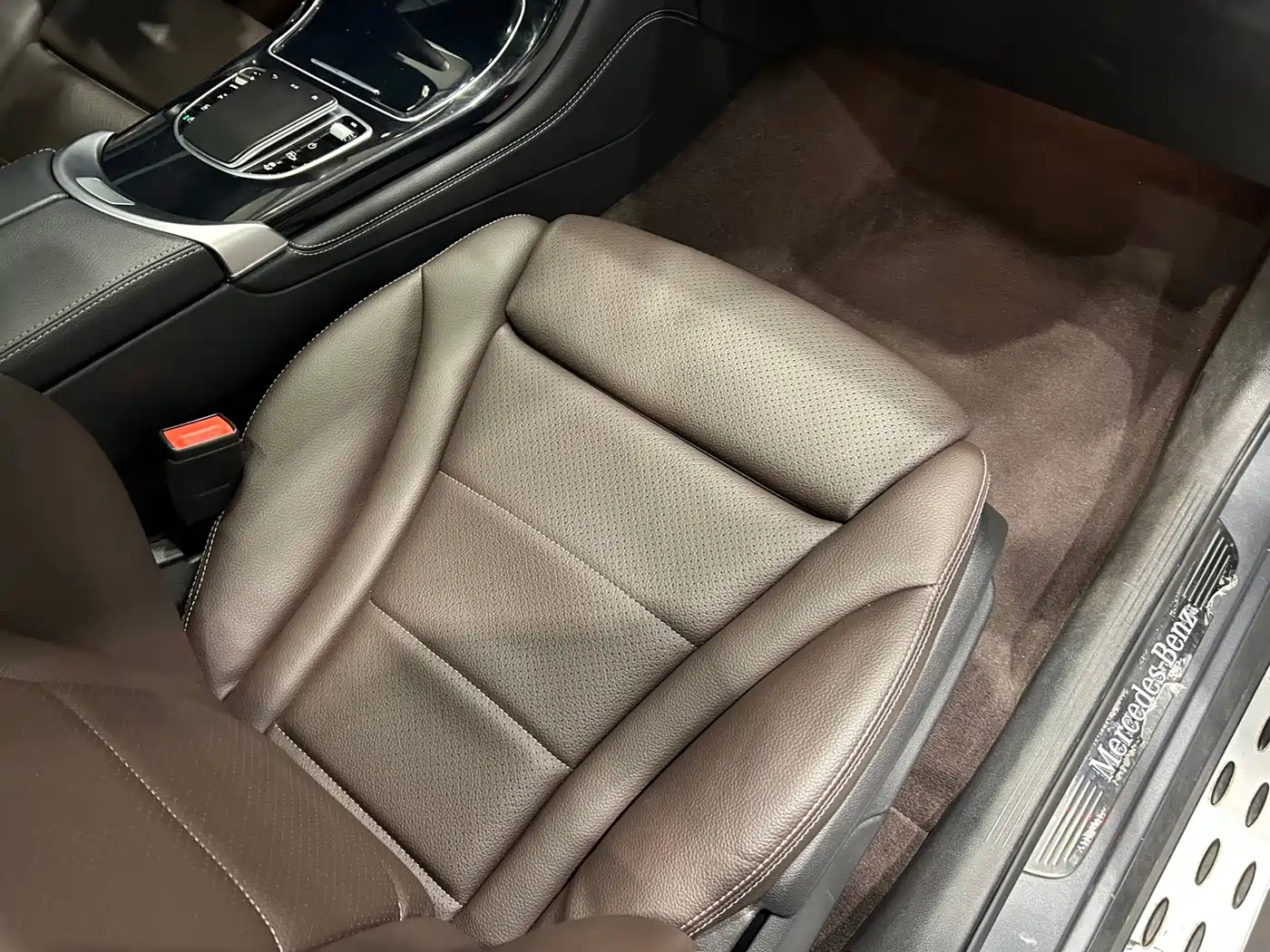 Mercedes-Benz GLC 2021 GLC 260 L 4MATIC Sporty фото 16