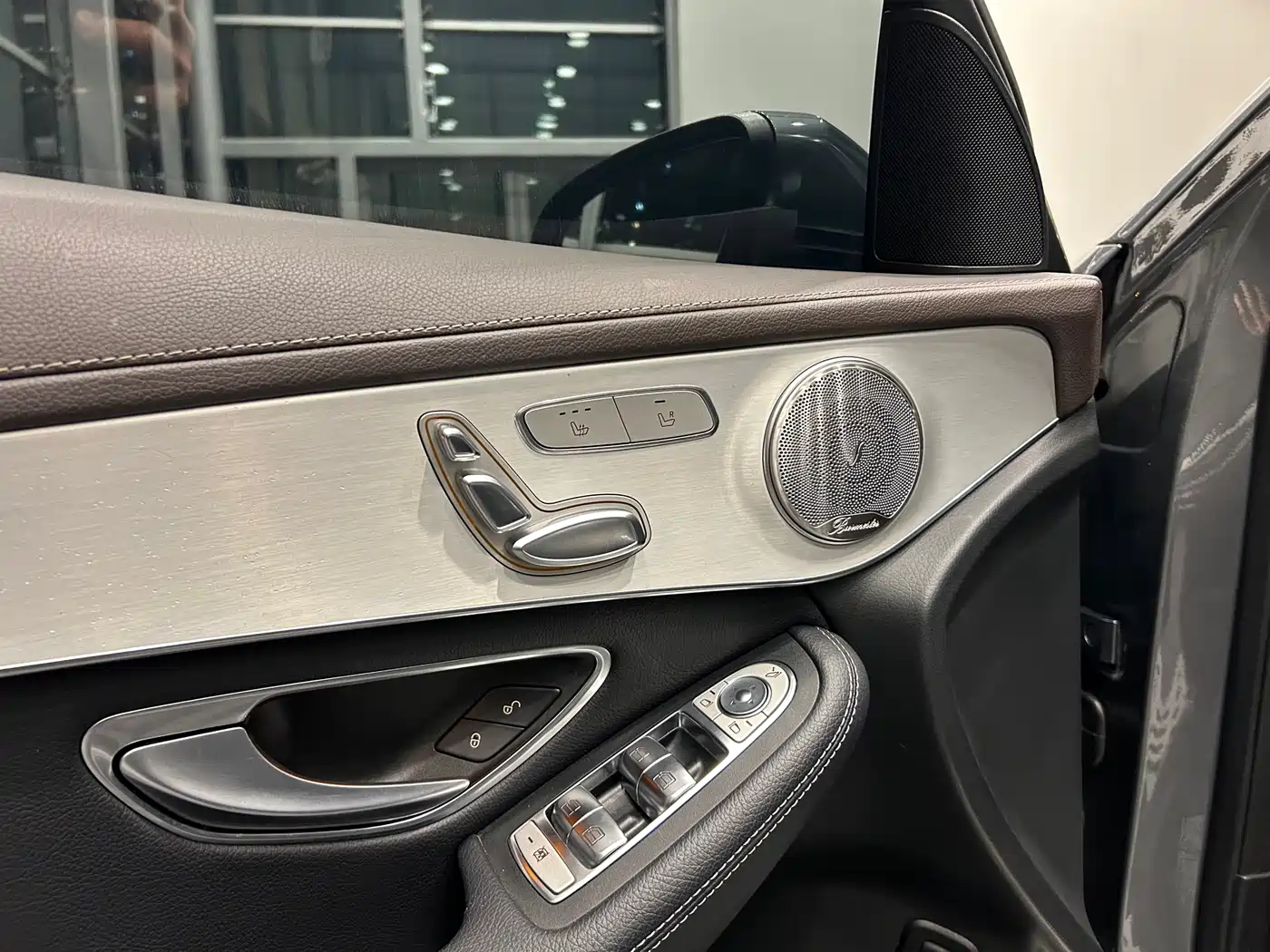 Mercedes-Benz GLC 2021 GLC 260 L 4MATIC Sporty фото 7