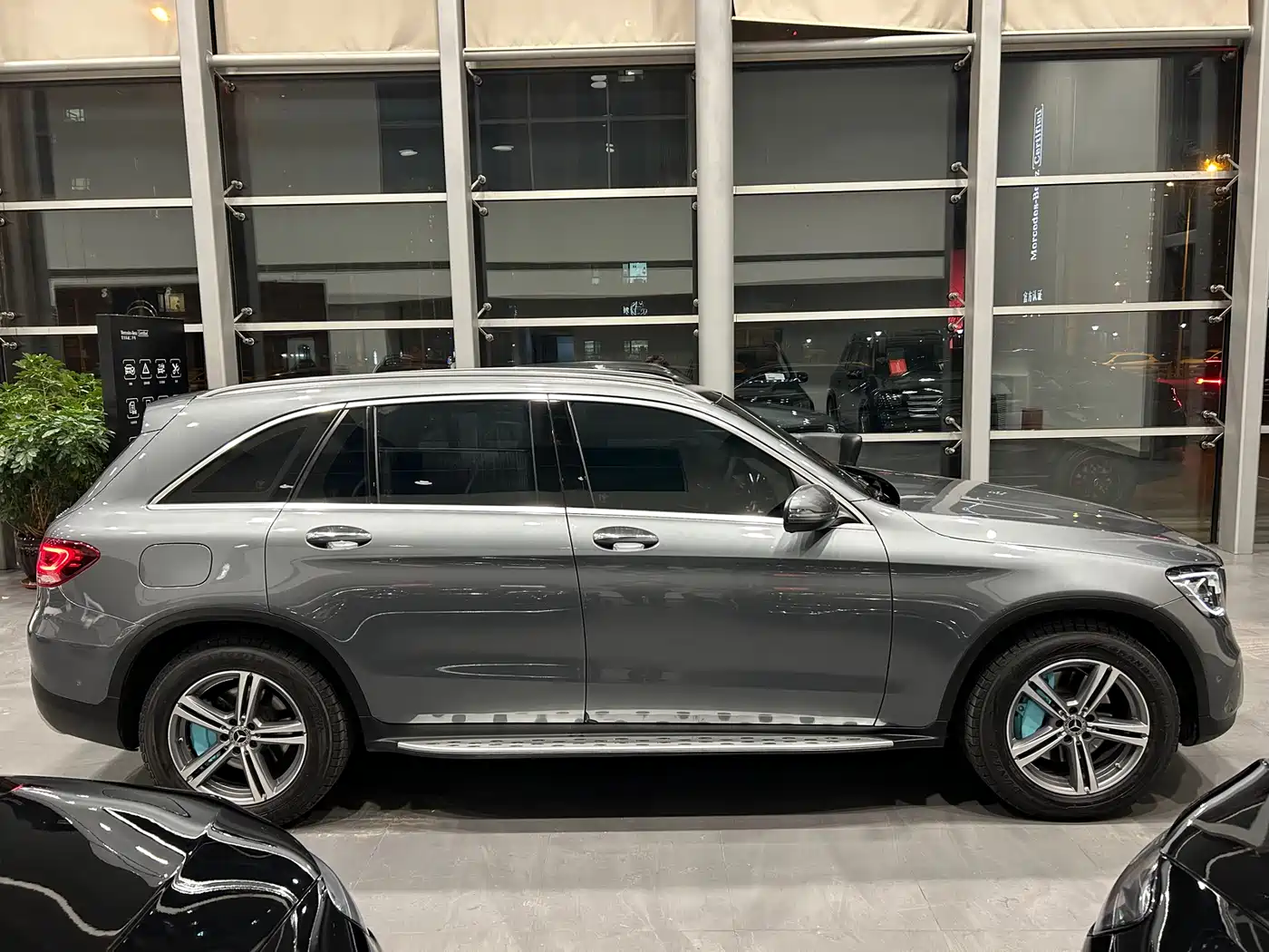 Mercedes-Benz GLC 2021 GLC 260 L 4MATIC Sporty фото 15