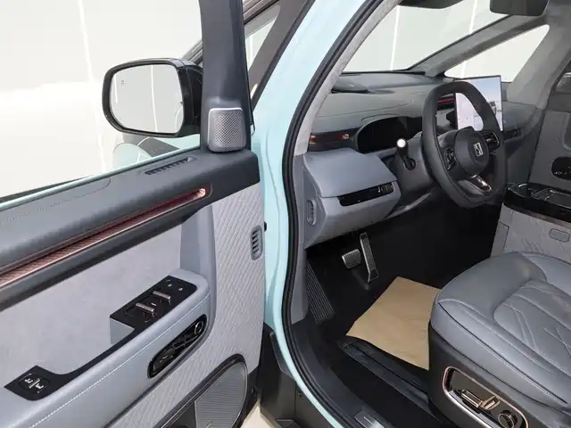 Similar car