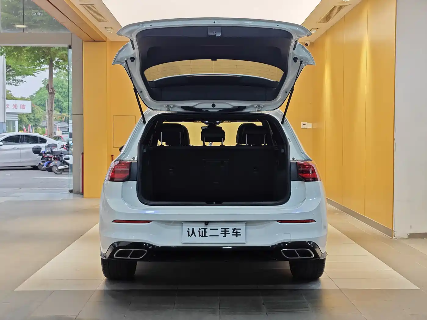 Volkswagen Golf 2021 280TSI DSG R-Line фото 27