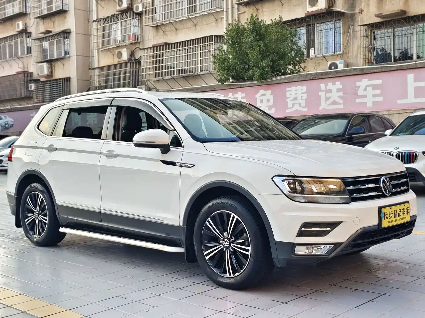 Фото 3 - Volkswagen Tiguan L