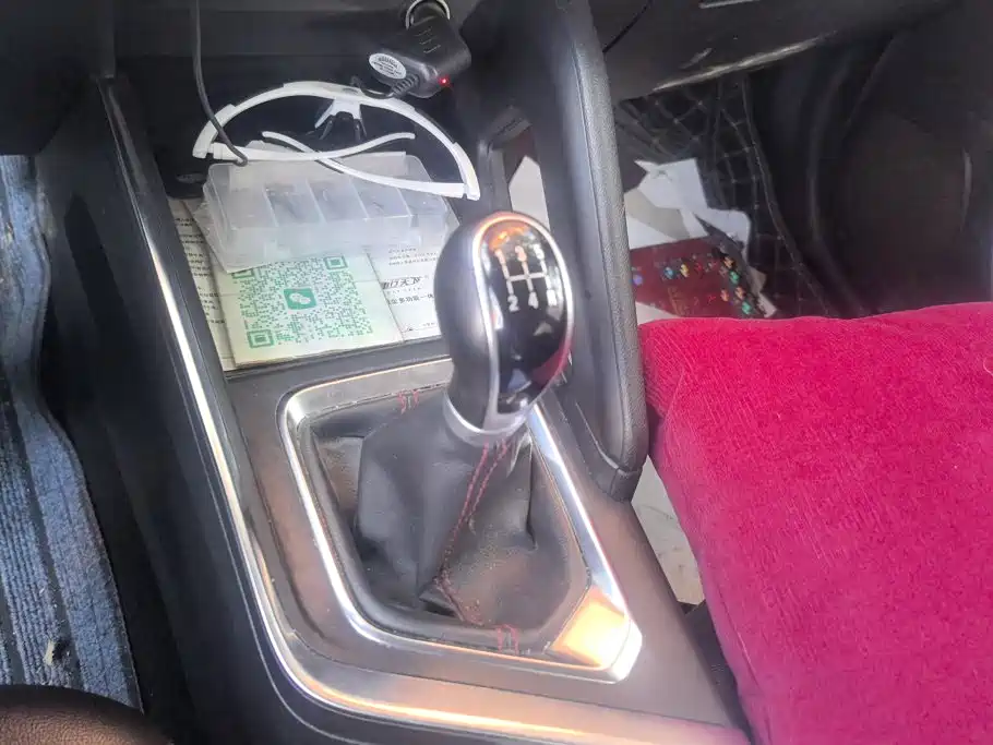 Photo 16 - Geely Vision X3