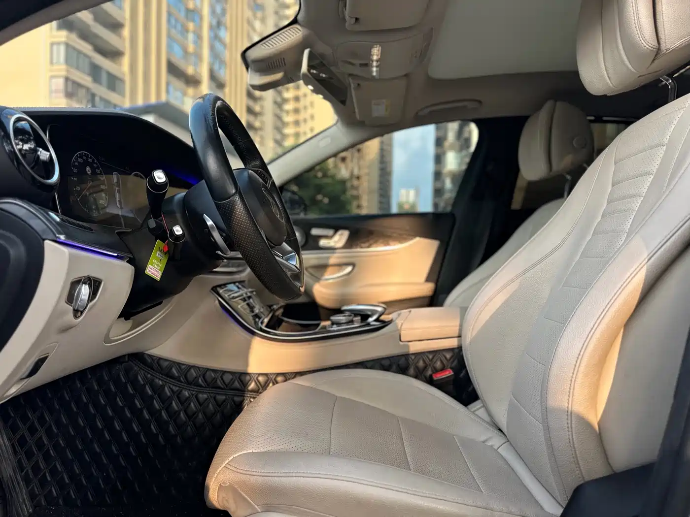 Mercedes-Benz E-Class 2016 E 300 L Sport Luxury фото 13