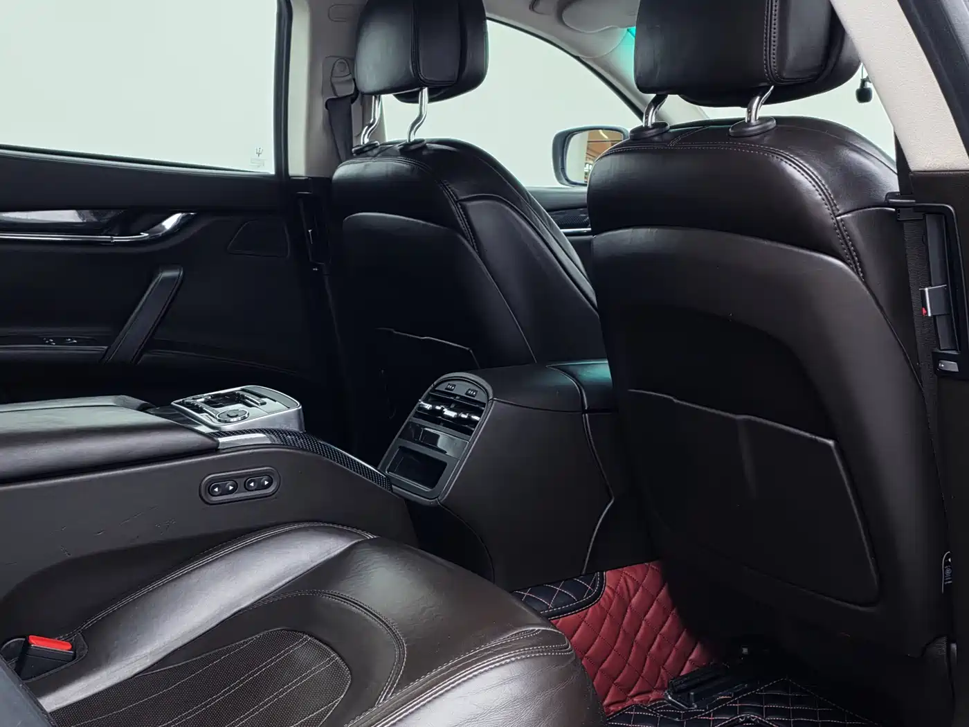 Maserati Quattroporte 2013 3.8T Standard фото 21