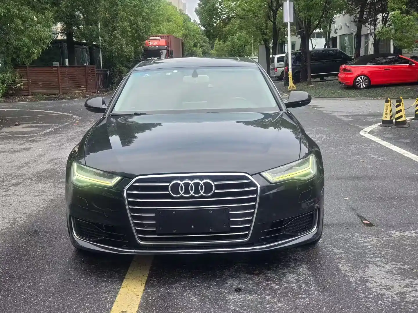 Photo 2 - Audi A6L