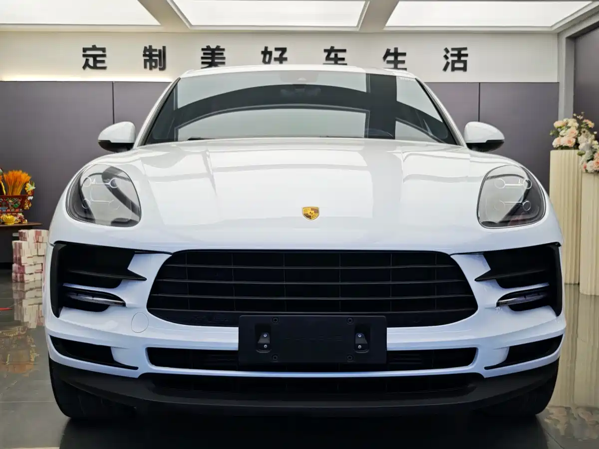 Porsche Macan 2020 Macan 2.0T фото 2