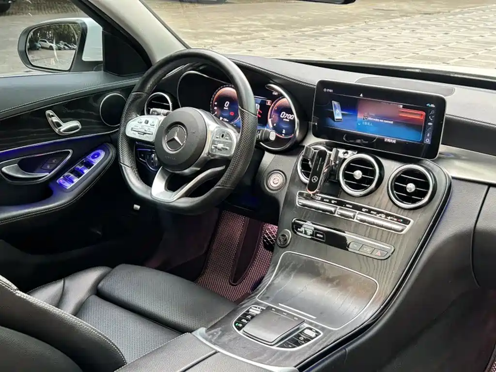 MERCEDES-BENZ CLASS C