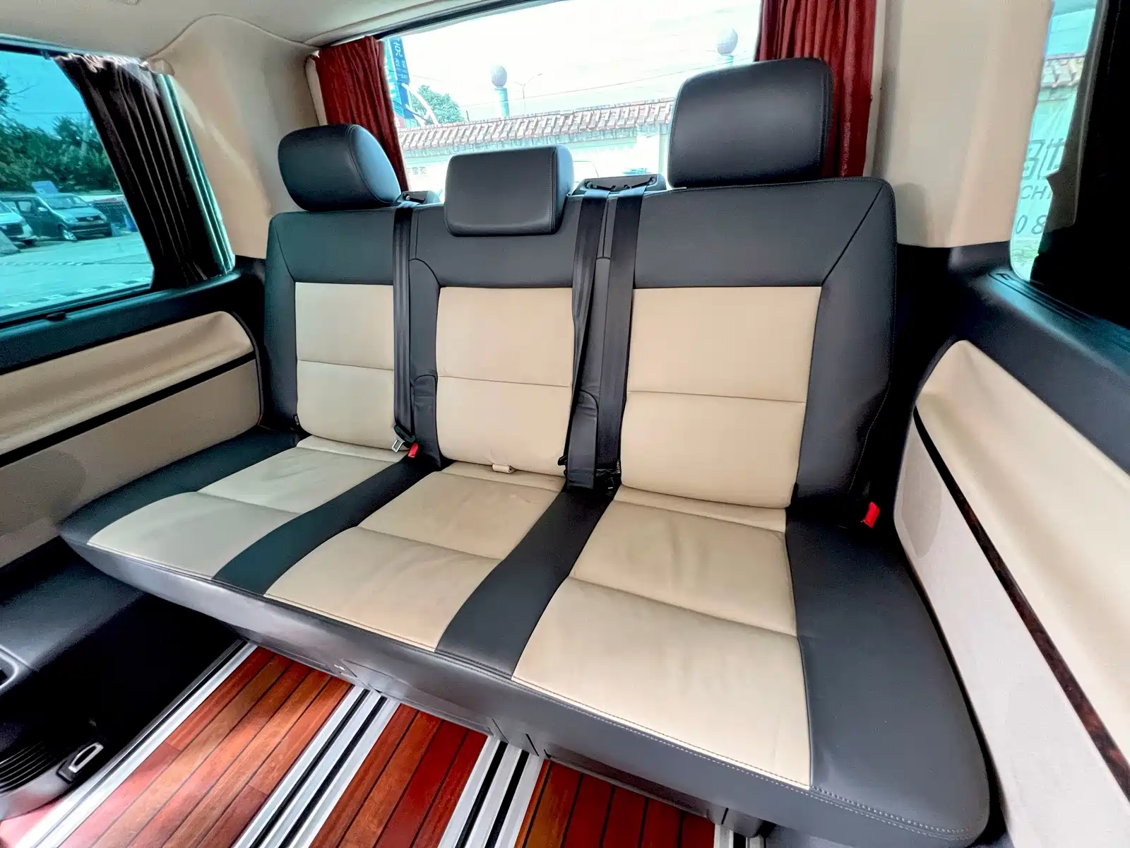 Фото 13 - Volkswagen Multivan