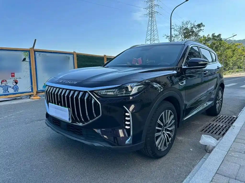 Jetour X70 PLUS 2023 1.5T DCT Warrior PLUS 5-seater