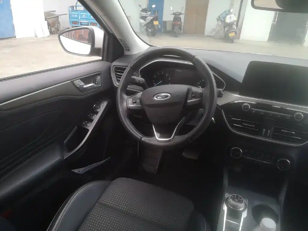 Ford Focus 2019 2019 Hatchback EcoBoost 180 Automatic Fengchao