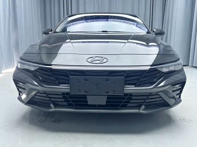 Hyundai Elantra 2023 1.5L CVT GLX Elite Edition — фото 2