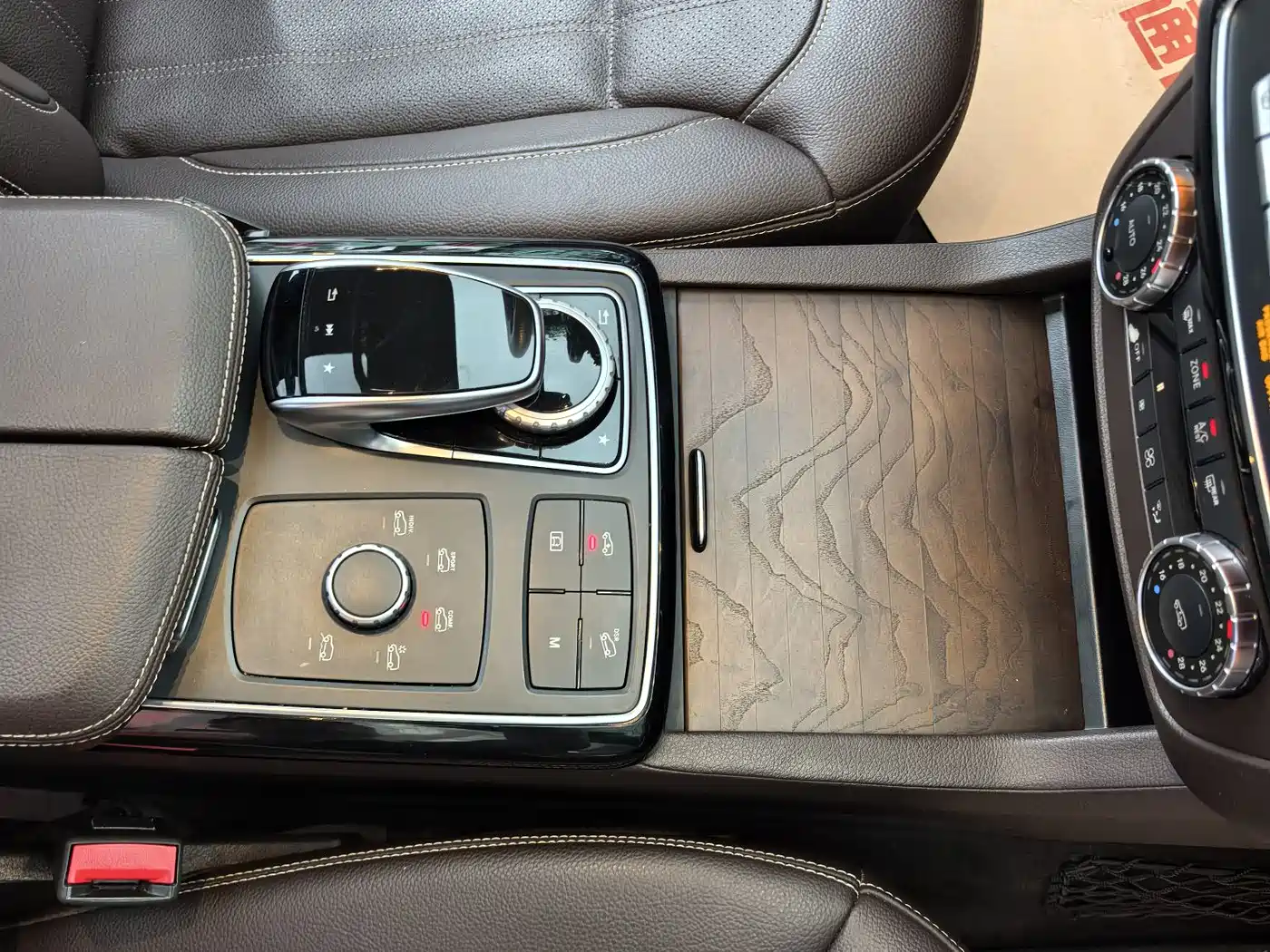 Mercedes-Benz GLE 2017 GLE 400 4MATIC фото 24