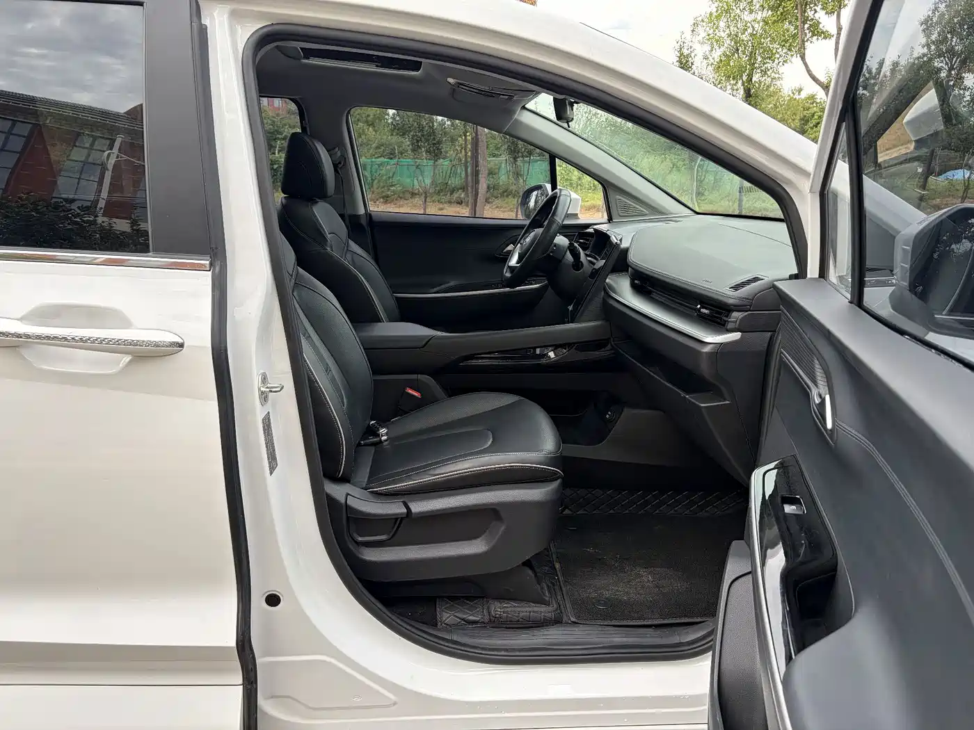 Hyundai Custo 2025 2024 270TGDi LUX Premium Edition