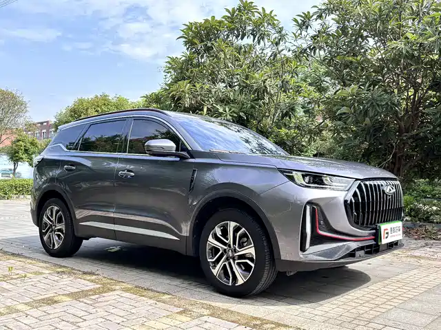 Chery Tiggo 7 Plus 1.6TGDI DCT, Премиум