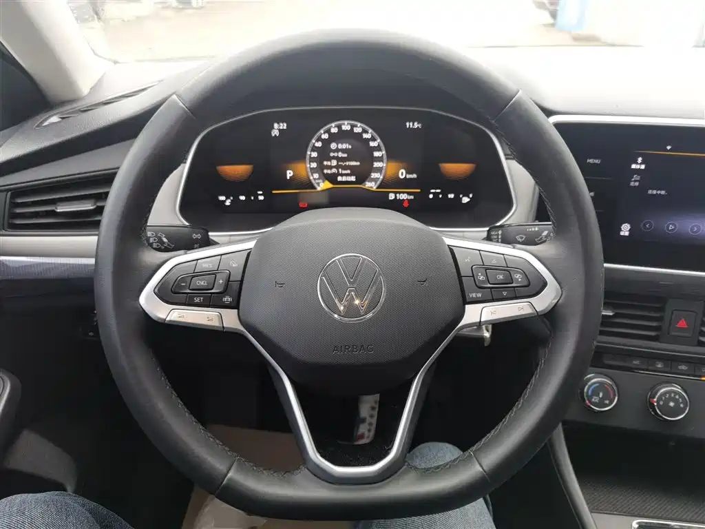 Volkswagen Bora 2024 200TSI DSG Smooth Ride Edition фото 5