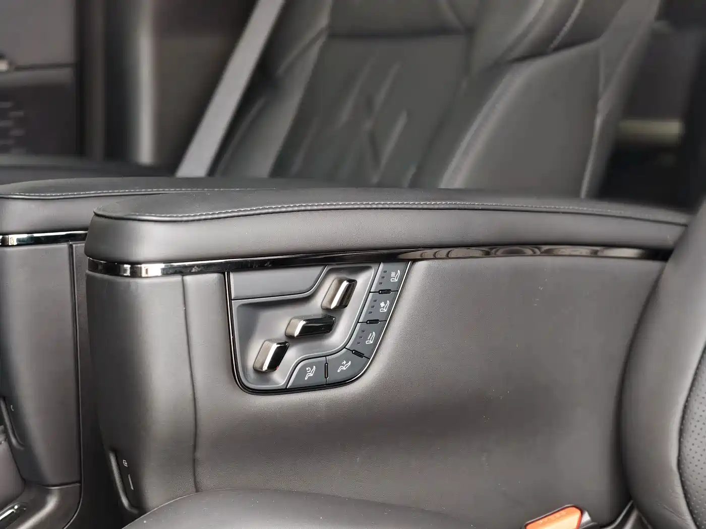 ZEEKR 009 2026 2024 7-Seat Aisle Version 108kWh