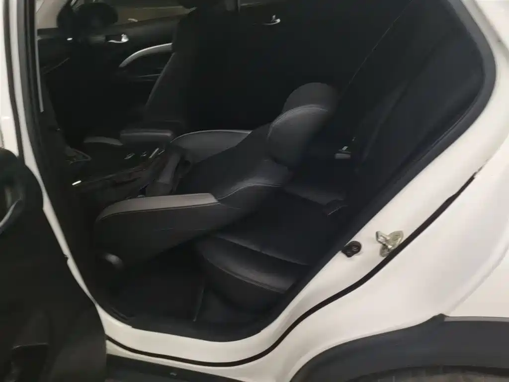Kia KX1 2019 1.4L Automatic Fun Edition China VI фото 17