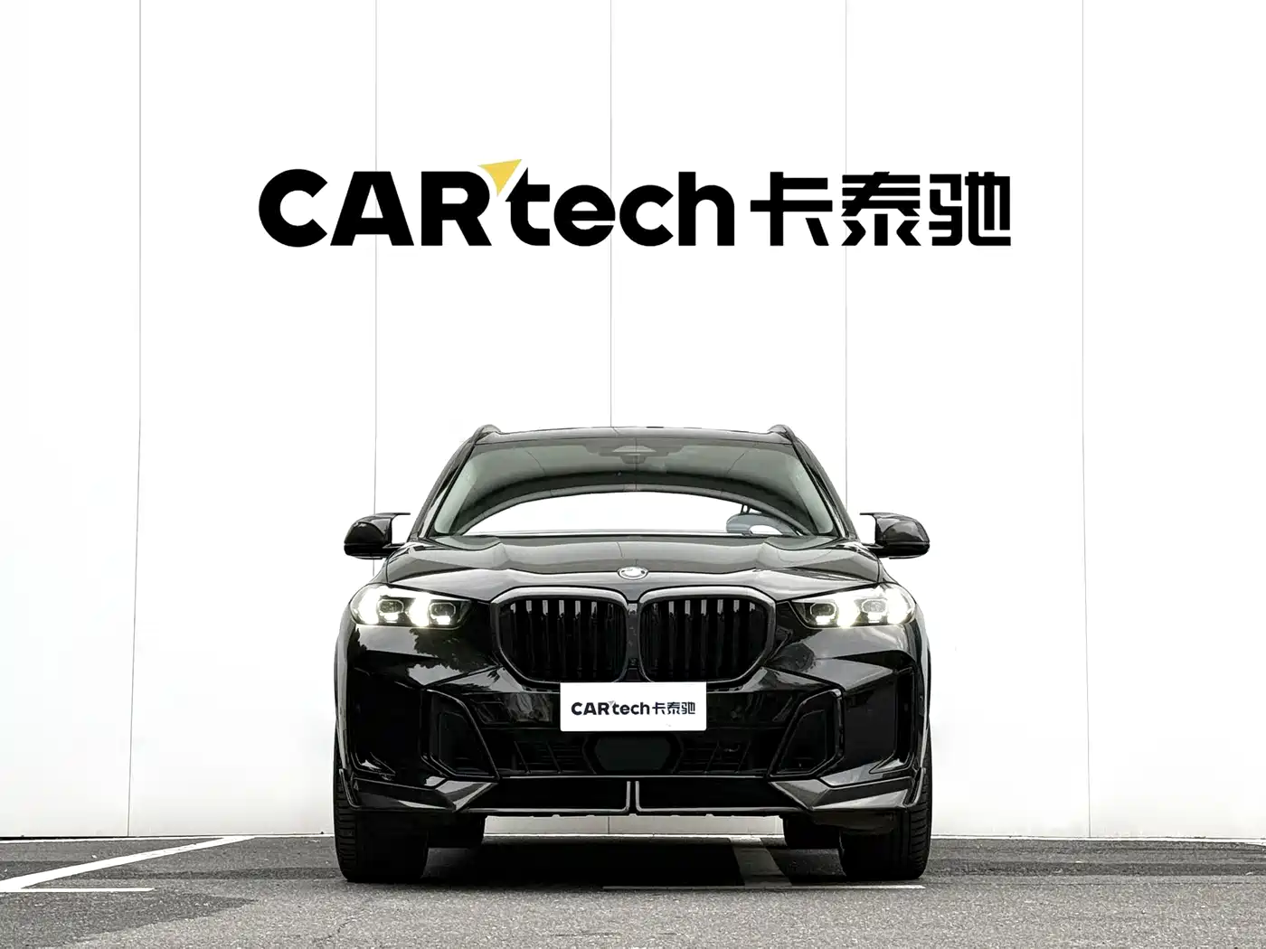 BMW X5 2023 xDrive 30Li Premium M Sport Black Night Package фото 2