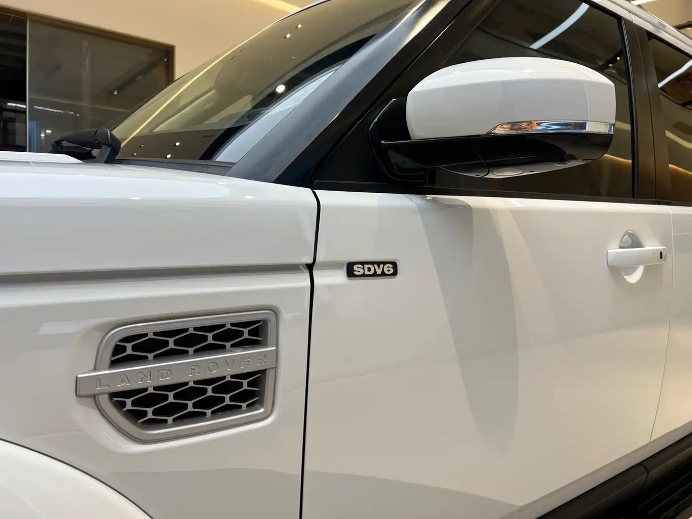 Land Rover Discovery 2015 3.0 SDV6 HSE Diesel фото 12