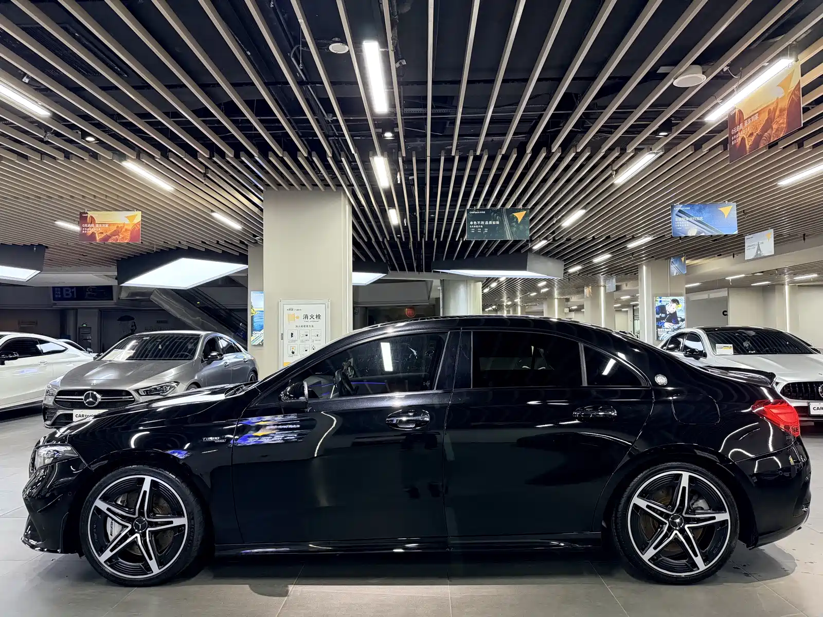 صورة 4 - Mercedes-Benz A-Class AMG