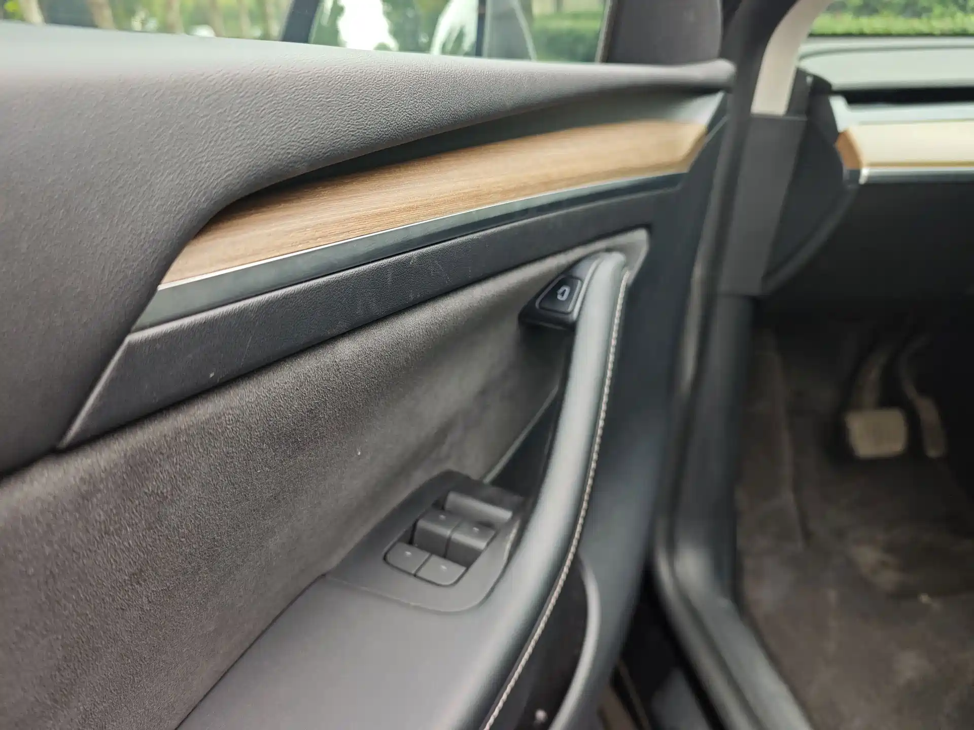 Photo 13 - Tesla Model Y